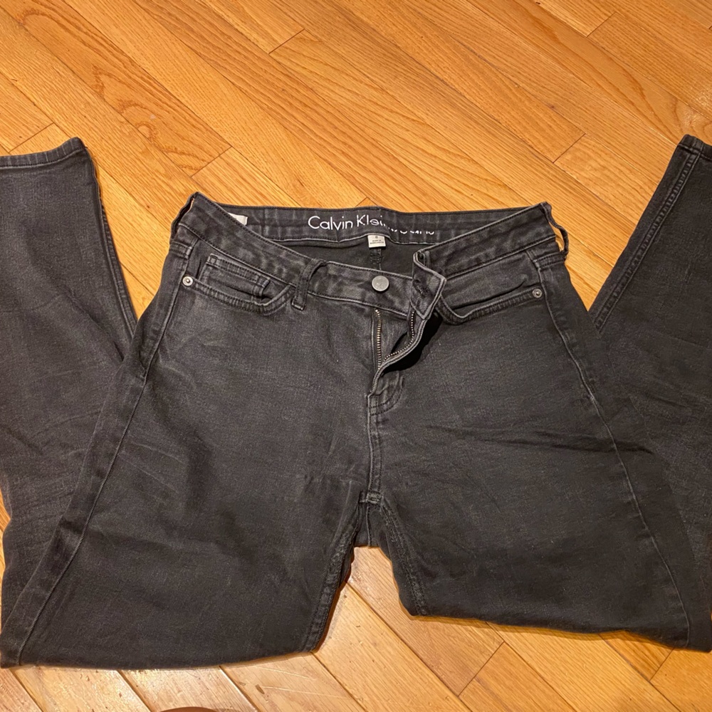 Calvin Klein Dark Gray Size 8 Legging Jeans
